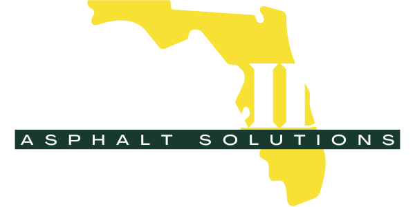 Long Port Custom Pools Logo